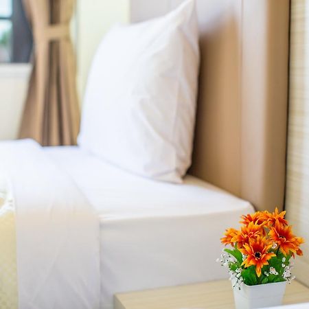 P.A. Thani Hotel Nakhon Sawan Dış mekan fotoğraf